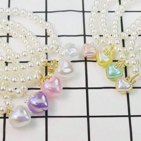 Shiny And Glittering Heart-Shaped Pendant Elastic Pearl Pet Necklace Collar Is Suitable For Small And Medium-Sized Animals Beautiful And Cheerful Decorative Accessory For Kittens And Puppies