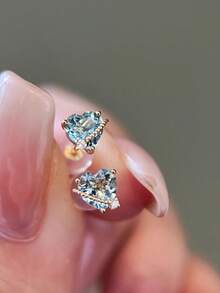 2 件 S925 纯银原创风车花纹理方晶锆石优雅耳钉，适合女性的百搭日常/派对/礼物珠宝