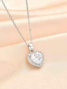 “精致立方氧化锆首饰套装：永恒之美，适合各种场合”情人节配饰