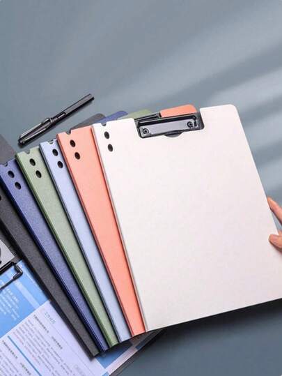 Bloc de notas multifuncional con orientación horizontal y vertical, carpeta de archivos, clip de material A4 para informes de estudiantes, carpeta A4, pizarra de escritura, almohadilla ultra gruesa, tablero de carpeta, pizarra de escritura para estudiantes, clip de libro, clip de examen, papel fijo, clip de libro de registro, firma de imagen, suministros de oficina, suministros de papelería, disponible en múltiples colores