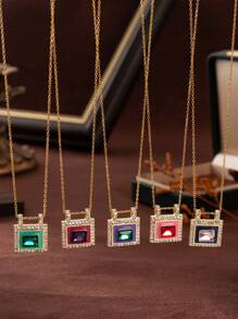 1 Stück Mode Topseller buntes herzförmiges quadratisches mit Diamanten besetztes und einzigartiges Design Halskette, mit 18 Karat Gold plattiert, zeigt Charme und Persönlichkeit, geeignet für tägliche Bekleidung von Frauen, Beach-Urlaubs-Partys, Musikfestivals