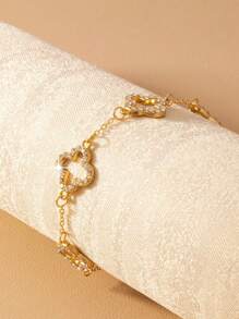 1 Stück grenzüberschreitender Cut Out Vier-Blatt-Blumen Diamant-Armreif, süßes Kleeblatt-Armband