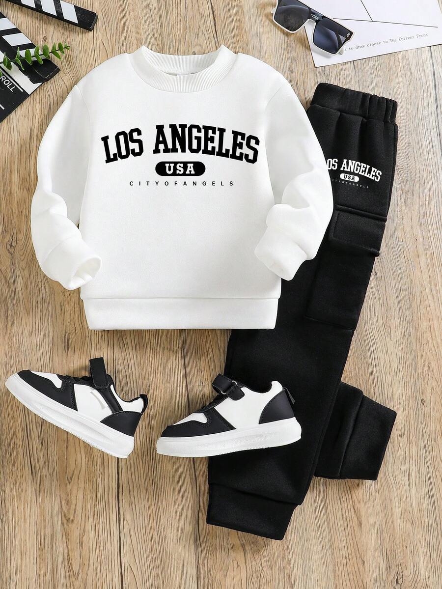 男童印花圆领卫衣和运动裤套装