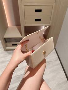 时尚优雅迷你翻盖褶皱方形斜挎包，带链条 - 杏色 - 查看 6