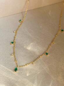 1pc Sparkling Green Zirconia Stone Necklace, Fashionable & Luxurious Unique Niche Design Delicate Clavicle Chain, Versatile For Daily Wear, Party And Gathering