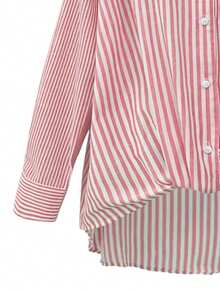 女式休闲度假条纹拼布棉质下摆卷边袖口前短后长款长袖衬衫，春夏