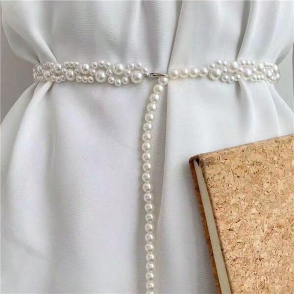 1pc Fashion High-End Faux Pearl Beaded Women Waist Belt, Dress Sweater Decoration Waist Cincher Accessory, Suitable For Daily Use And Various Waist Sizes