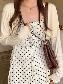 1 件女士温柔风格荷叶边耸肩罩衫，轻盈短款防晒系腰罩衫