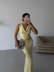 Black Fashion Women's Vacation Solid Color Sexy Swing Neck Crop Vest And Mermaid Skirt With Ruffle Waist Set - Yellow - View 2