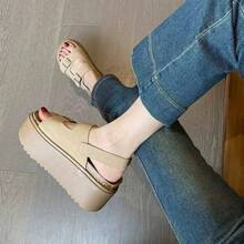 Women Wedges & Flatform