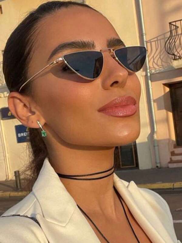 1pc Women's Cat Eye Polygon Minimalist Metal Frame Fashion Fashion Glasses, European And American Style Cat Eye Shape Shades