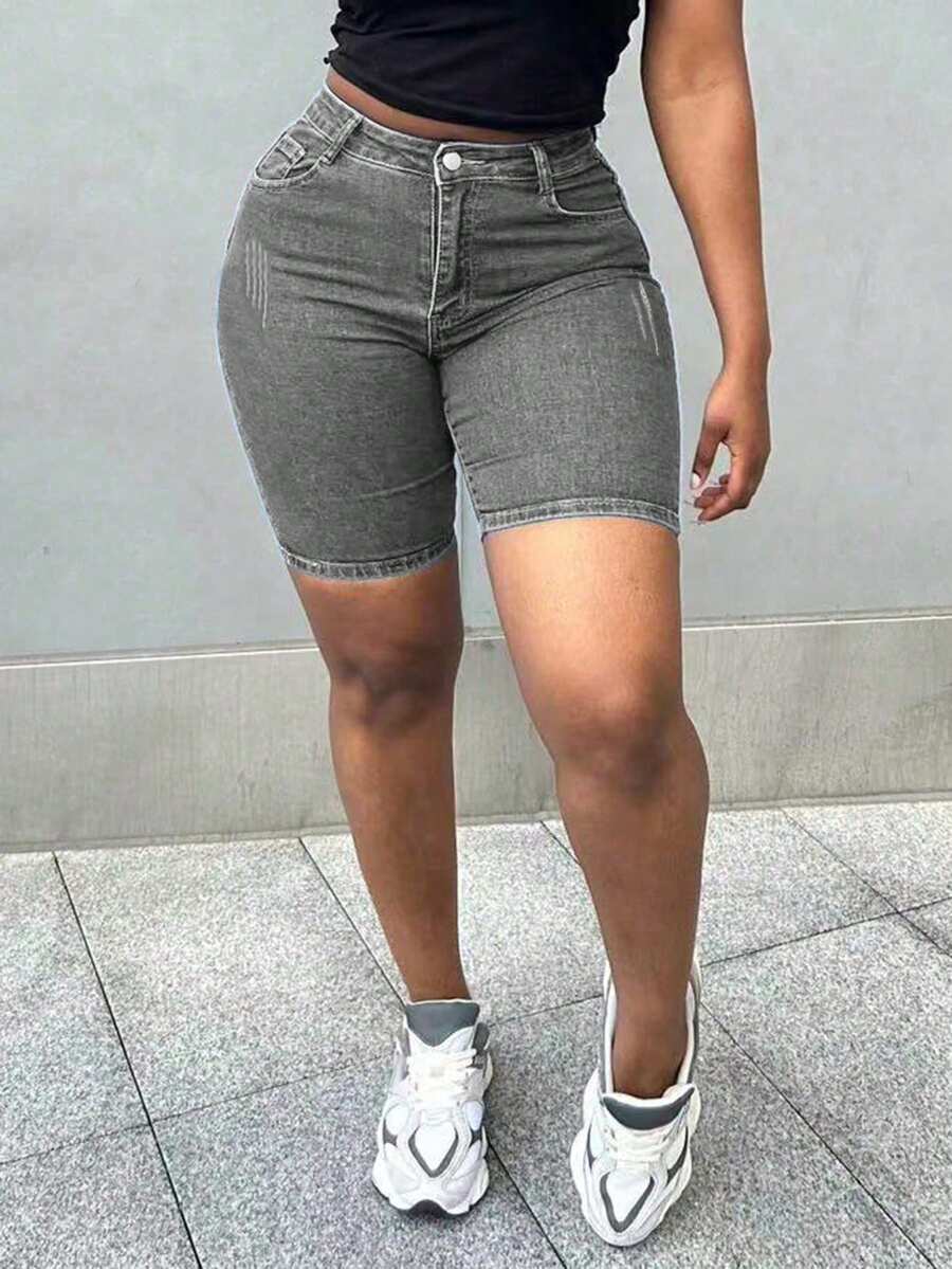 Quần short denim nữ mùa hè dáng ôm, co giãn, rách nhẹ, trang trí họa tiết râu mèo, phù hợp với dáng người đầy đặn, lý tưởng cho kỳ nghỉ, bãi biển, buổi hòa nhạc, lễ hội để khoe phong cách denim. - Màu Xám nhạt - Xem 1