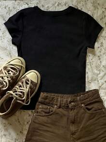 00008-A Women's Tight-Fitting Top, With A Creative And Fashionable Whale Shark Pattern Print, Pure And Desirable Korean Y2K Style Summer Round-Neck Short-Sleeve T-Shirt, Women's Clothing QHH2486 - 黑色 - 查看 2