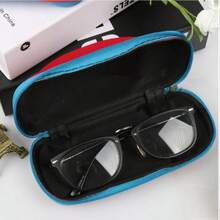 1 件彩色卡通眼镜盒，EVA 拉链近视眼镜收纳盒，创意眼镜架（款式随机）