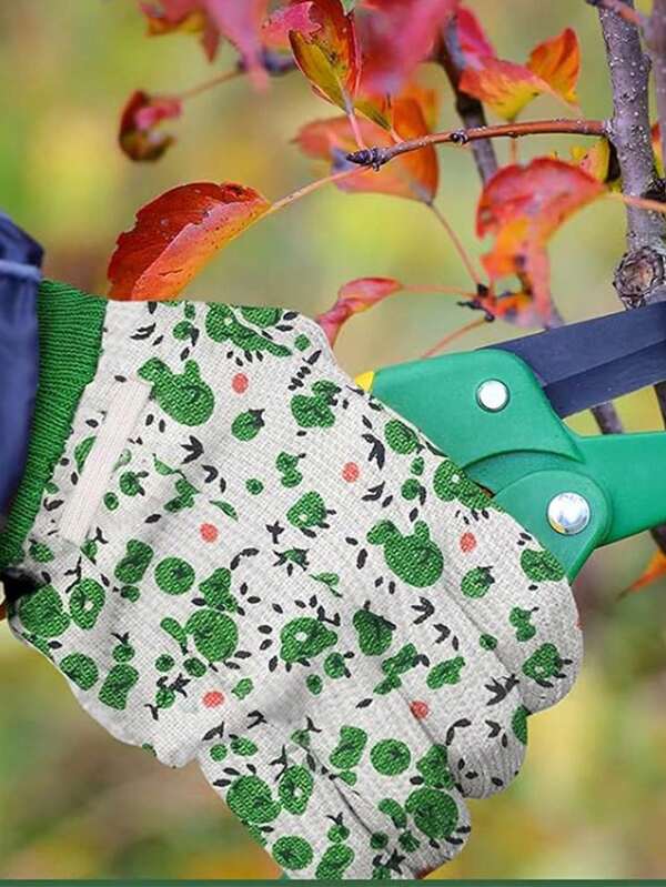 2 Pairs Gardening Gloves For Women – Comfortable Non-Slip Garden Work Gloves With Elastic Cuffs, Floral Design In Green & Red For Weeding, Digging, Raking, Yard Work & Outdoor Camping