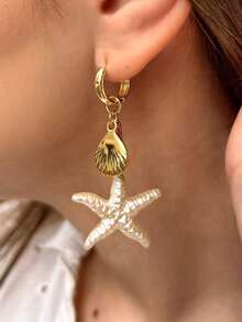 1 đôi bông tai hình sao biển mùa hè thời trang dành cho nữ, bông tai vòng hình sao biển, bông tai đinh tán hình sao biển du lịch biển, bông tai kim loại hình vỏ sò, trang sức bông tai nữ, phù hợp cho các bữa tiệc tối, trang phục thường ngày, phụ kiện ngày lễ, đeo hàng ngày, hẹn hò, hòa nhạc, lễ hội, tiệc tùng, du lịch, phụ kiện phối đồ đi biển, là món quà hoàn hảo dành cho phụ nữ, người yêu, vợ, con gái hoặc bạn bè nhân dịp sinh nhật, Giáng sinh, Ngày Valentine, Ngày của Mẹ, Năm mới. - Vàng - Xem 2