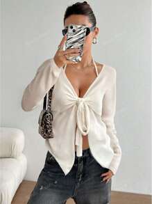 Autumn And Winter Women's Clothing, Women's Solid Color Casual Sweaters With Large Bow Design On The Chest, Cute Women's Tops, Comfortable And Elegant Casual Sweaters, Fashionable And Versatile Women's Streetwear, Women's All-White Party Wear, Women's Going Out Tops