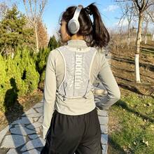 小型水袋背心，带水袋口袋，轻便透气吸汗跑步背包，可调节跑步水袋背心，适合越野跑、马拉松、慢跑、骑行（仅背包，不含水袋），健身包，跑步配件，女士运动包 - 灰色 - 查看 9