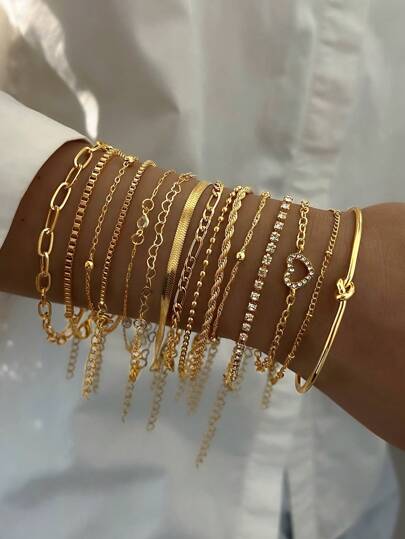 15pcs Vintage Elegant Bohemian Style Metal Multi-Element Hollow Heart Crystal Airplane Chain Braided Chain Bracelet Set, Y2K Personalized Minimalist Basic Layered Wrist Cuff Bracelet For Women, Ideal Gift For Holiday, Party, Date, Valentine's Day, Mother's Day