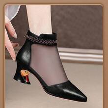 物のソフトレザーのサンダル、女性用メッシュトゥキャップサンダル、女性用太いヒール、2025春夏の新しいスタイル、女性用ミディアムヒール中空メッシュブーツ、夏 - ホワイト - チェックする 8