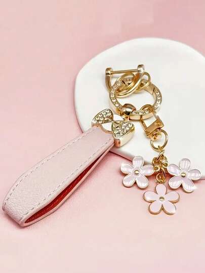 1pc Elegant Keychain For Women - Floral Charm With Sparkling Heart Pendant, Golden-Tone Rings & Key Ring - Durable Car Key Organizer, Stylish Valentine's Day Gift Accessory, Tiny Leather Key Chain Bling Purse, Goldtone Jewelry, Embellishments, Fashion Accessory, Highquality Pendant, Fashion Lovers