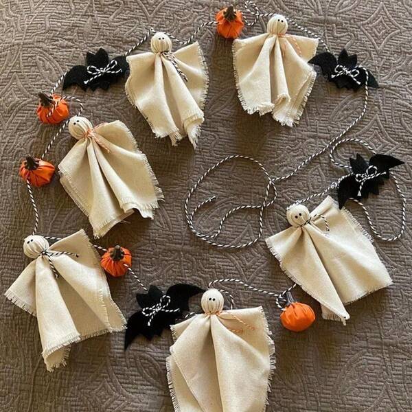 Halloween Wreath, Rustic Ghost Pumpkin Banner Photo Prop, For Fireplace Mantel Decor