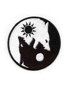 1PC Wolf Yin Yang Symbol Patch Chinese Culture Embroidered Iron On - Multicolor - View 1