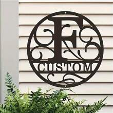 1PC Personalized Round Metal Monogram Wall Art, Custom Alphabet Plaque With Rustic Farmhouse Style, Iron Construction 26 Letters Welcome Sign, Easy Hanging Ornament For Couple Lovers Family Home Office Living Room Garden Decor, 2D Flat Housewarming Valentine's Day Gift,School Supplies,Back To School