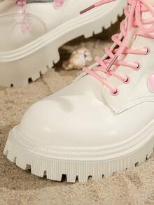 女士米色粉色丝带心形蝴蝶结拉链短靴，秋/春季款 | 2025新款厚底可爱粉黑踝靴，休闲户外度假时尚派对T台欧美复古骑士靴，法式简约冬季网红推荐坡跟踝靴 - 米色 - 查看 7