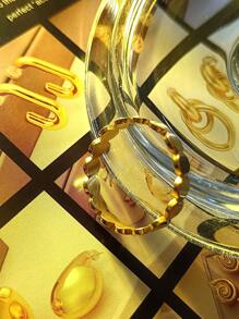 1 Stück minimalistischer geometrischer Design Edelstahl Paarring, elegante Goldfarbe, einzigartiges Geschenk, geeignet für den täglichen Gebrauch