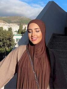 1条柔软纯色头巾，女士日常佩戴围巾，缎面轻盈长款素色头巾，针织头巾，适合搭配连衣裙 - 咖啡棕 - 查看 1