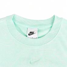 Nike 女款 AS W NSW NK CHILL FT AOP SS T 短袖 T 恤，针织无领短裤 THV2398-353 - 綠色 - 查看 3