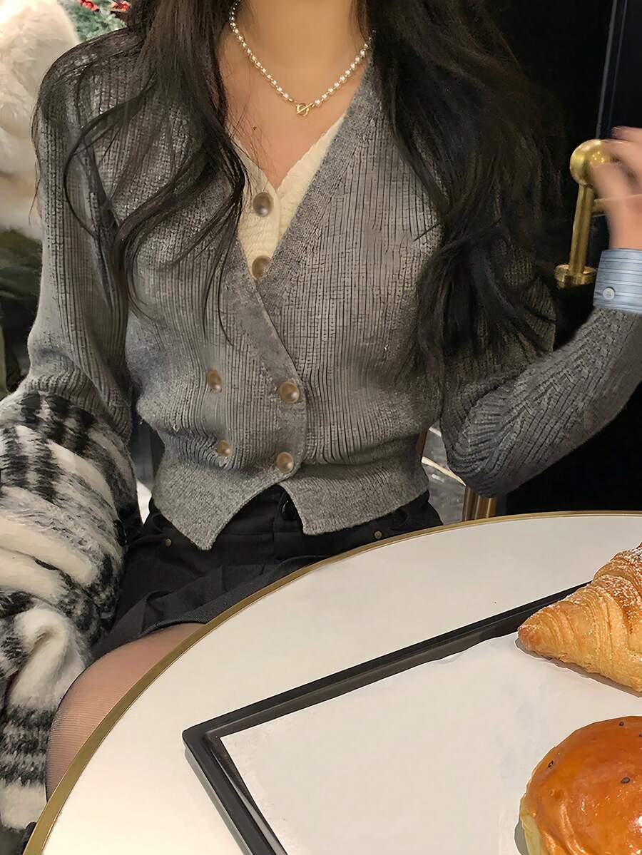 女士休闲优雅针织开衫毛衣外套,V 领,袖子拼接,双排扣设计,适合秋冬季 - 灰色 - 查看 1