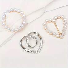 Bộ 3/8 ghim cài áo giả ngọc trai thanh lịch - Thiết kế hình trái tim rỗng - Ghim cài áo len và áo khoác thời trang - Phụ kiện huy hiệu đa năng, phong cách, phù hợp cho cả dịp thường ngày và trang trọng. - Nhiều màu - Xem 10