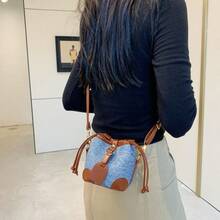 Women Shoulder Bags - 黑白熊貓色[經典款] - 查看 10