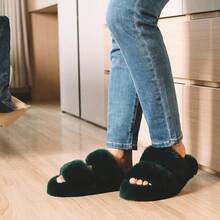 Women's Fluffy Faux Fur Slippers Comfy Open Toe Two Band Slides With Fleece Lining And Rubber Sole - màu xanh lá - Xem 6
