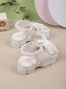 Dép đế bằng thời trang cho bé gái, trang trí hình bướm dễ thương ngọt ngào đế dày, thích hợp cho trẻ em chơi ngoài trời và nghỉ mát, mùa hè mới - trắng - Xem 6