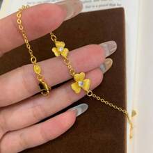 1 Piece Classic Brushed Clover Petal Gold Plated Women's Bracelet, Fashion Women's Gold Bracelet