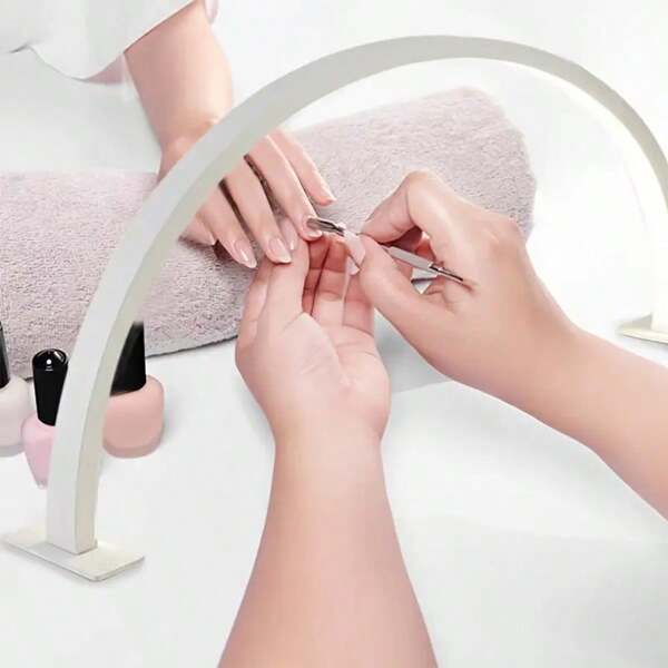 1 pieza Lámpara de uñas con forma de media luna, alimentada por USB, interruptor de botón, material de aluminio, luz blanca fría, iluminación de escritorio de uñas adecuada para belleza/pestañas/tatuajes/manualidades