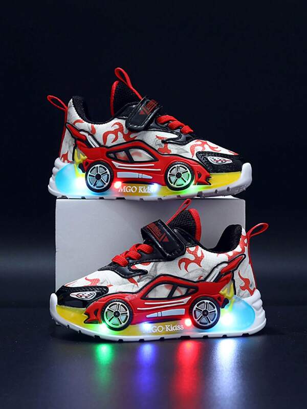 MGO Kidss Nuevos tenis con luces LED de niños MGO para otoño 2025, zapatos deportivos luminosos, transpirables y delgados para niños y niñas de 1 a 6 años con diseños de coches de dibujos animados