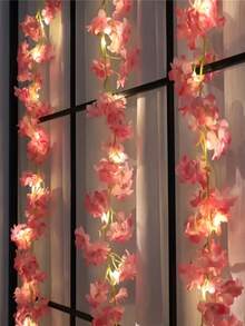 1 Stück romantisches Märchen Kirschblüten Fenster Vorhang Lichterkette, Schlafzimmer Dekoration Blumen Kranz Licht, geeignet für Kinderzimmer, Wohnzimmer/Schlafzimmer, Möbeldekoration und Geburtstag, Hochzeit, Weihnachten, Feiertage & Party Zubehör, Neujahr, Ramadan, Vorhänge, Kamin, Treppen, Weihnachtsbaum Beleuchtung, schafft eine frische und festliche Atmosphäre, batteriebetriebene Wanddekoration, ganzjährig (Batterien nicht enthalten)
