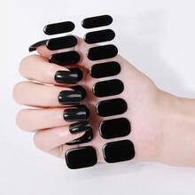 16 片半固化凝胶指甲贴，春夏纯红色自粘式全指甲贴，沙龙品质，持久 14 天，适合女性 DIY 美甲用品