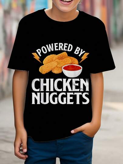 Camiseta gráfica divertida de algodón 100% para jóvenes "Powered by Chicken Nuggets" - Camiseta casual de cuello redondo de poliéster suave y elástico, adecuada para niños y niñas, deportes al aire libre de verano y juegos activos - Negra, ropa juvenil | Camisa humorística de joven | Ropa infantil duradera adecuada para niños y niñas de 5 a 15 años