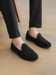 Herenschoenen in Britse stijl, verfrissend en ademend, comfortabel, minimalistische, veelzijdige, casual instappers voor buiten, modieuze niche voor jongeren, ademende, antislip, duurzame mocassins voor in de zomer.