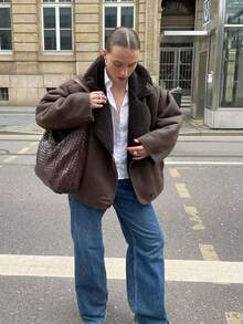 Chaqueta de invierno para mujer con forro de piel marrón - Estilo de calle casual con solapa suelta, bolsillos y mangas largas