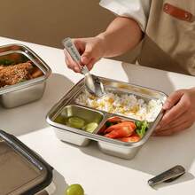 1个带盖多格304不锈钢午餐盒，可爱图案，便携大容量，可存放水果沙拉等食物，带2/3个隔层，密封防漏，保温隔热，适合学生和成人居家、学校、宿舍、办公室、户外露营、野餐、旅行、返校等场合使用。