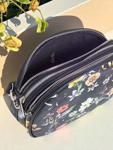 Royalfashion Small Women's Handbag Made Ofleather Floriana - Black - View 3