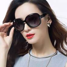 1 Pair Of Women's Fashion Large Frame Glasses, Lightweight Polycarbonate Frame With Plastic Hinges - Daily Use  Accessories, High-Quality Lenses, Personality Display, Essential For Fashionable Women - 黑色 - 查看 3