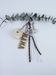 一套可爱迷你配饰套装 - 豹纹耳机收纳袋、心形钥匙扣（粉色和黑色）、亚克力妈妈包挂饰、钥匙链小饰品，送给妈妈、朋友、汽车配件、背包、学校用品、可爱哥特风Y2K圣诞礼物创意、包包配件、带证件夹的挂绳、汽车配件、包包挂饰、汽车、老师、姐妹