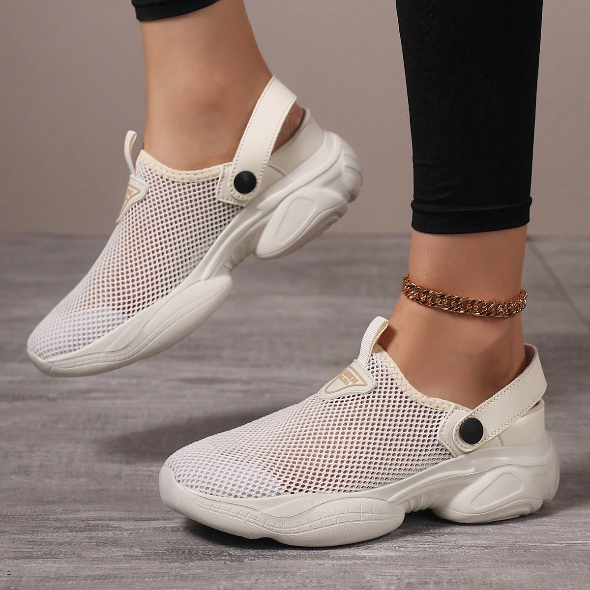 Zapatos deportivos casuales de malla transpirable para mujer, con diseño hueco de moda, adecuados para interiores y exteriores, zapatos de senderismo
